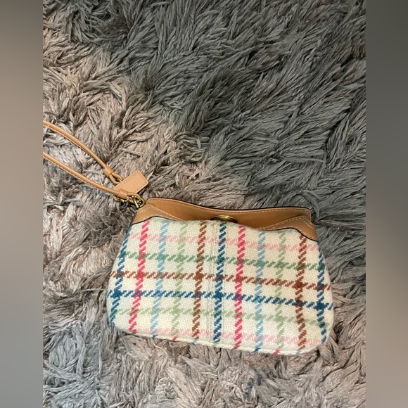 Coach wristlet - Picture 1 of 2
